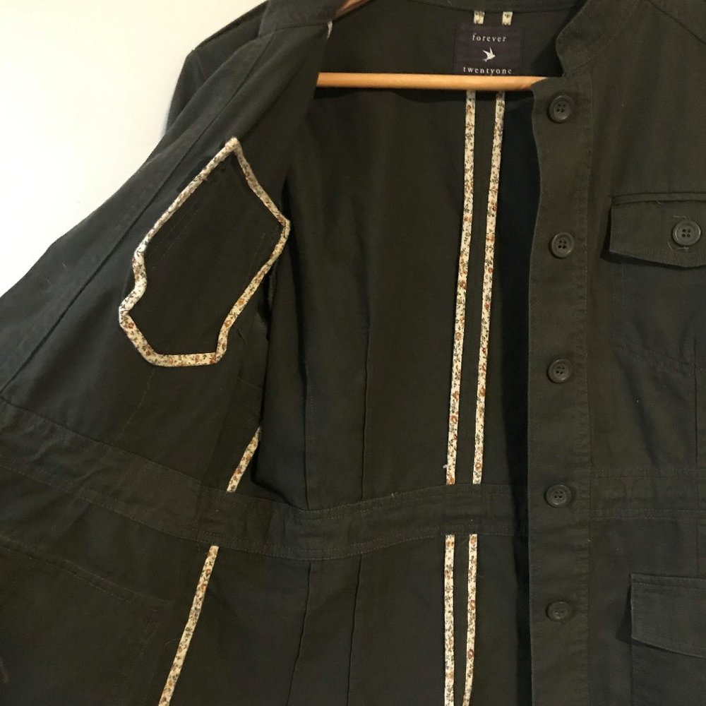 Army Green Button Up Utility Jacket - Picture 3 of 5